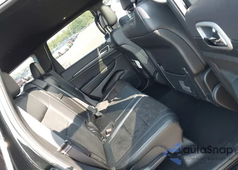 2021 Jeep Grand Cherokee Laredo X 4X4 из США, поврежденный, VIN 1C4RJFAGXMC515370